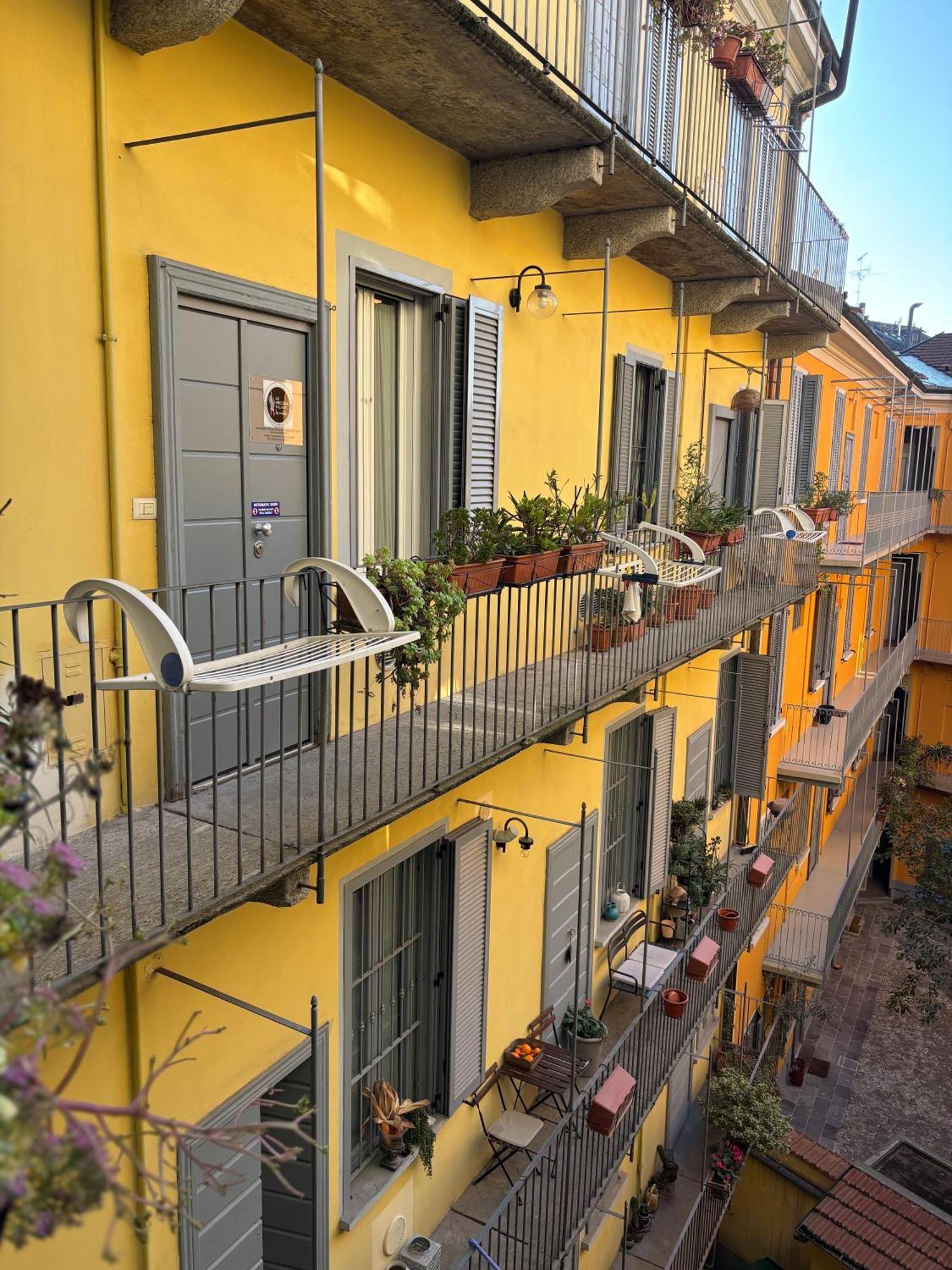 La Vecchia Milano-Les Nubles Vannucci - Il Ballatoio E Il Cortile Eksteriør bilde