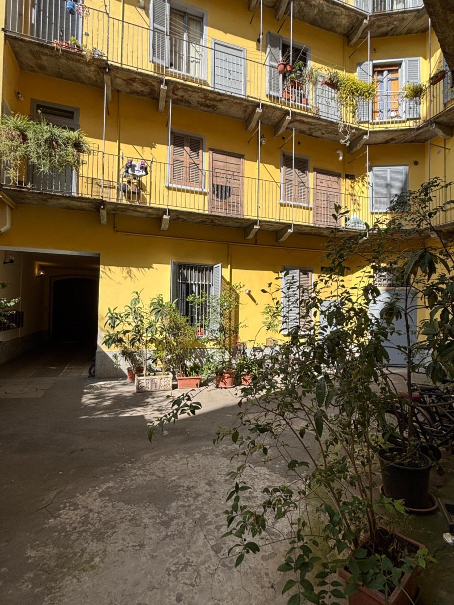 La Vecchia Milano-Les Nubles Vannucci - Il Ballatoio E Il Cortile Eksteriør bilde